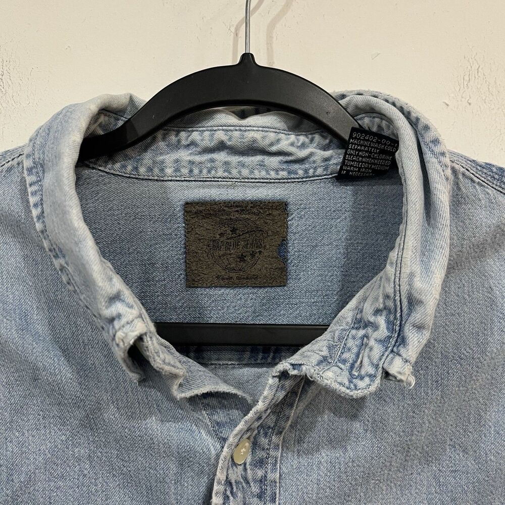 Vintage GAP Blue Jeans Light Wash Denim Button Down Shirt Size Large Cotton - Picture 3 of 9
